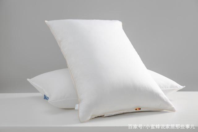 为什么你总是落枕?睡觉时如何保护肩颈